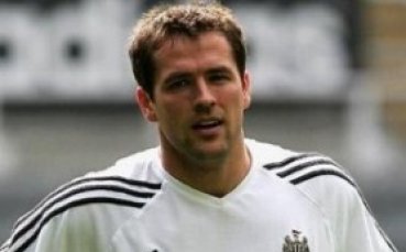 Майкъл Оуен готов за Петров и компания