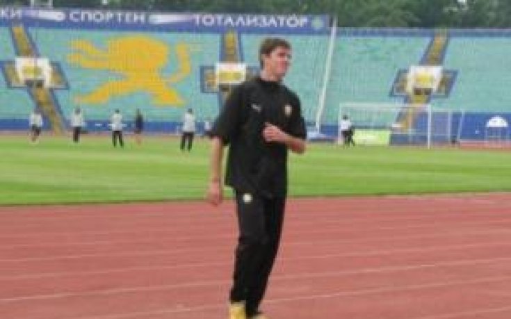 Мирчев сменя Домо при младежите