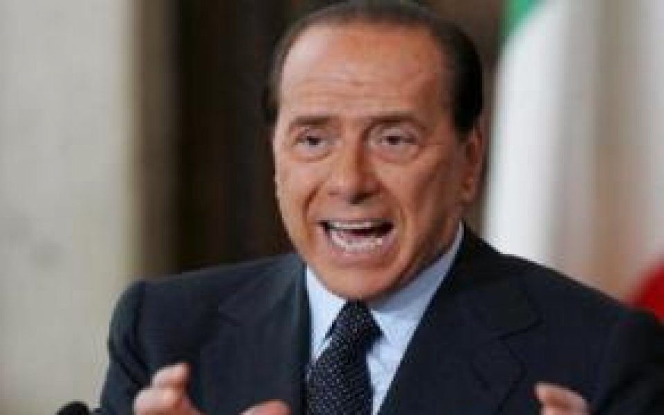Берлускони мечтае за Роналдиньо