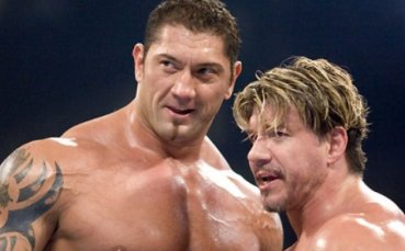 Световната федерация отстрани 10 от суперзвездите си