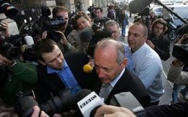 МакЛарън остана без точки, ФИА пощади Алонсо и Хамилтън