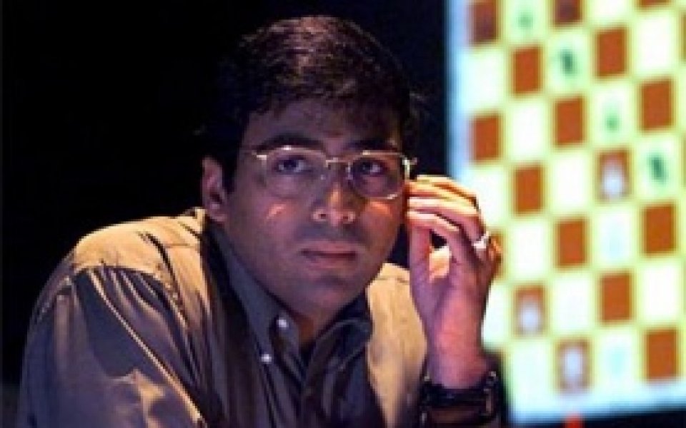 Ананд остава лидер на Световното по шахмат