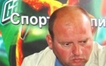 Спартак с черни фланелки