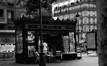 Заглавията на 2 октомври