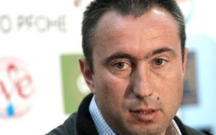 Стоилов: В България я караме само на емоции