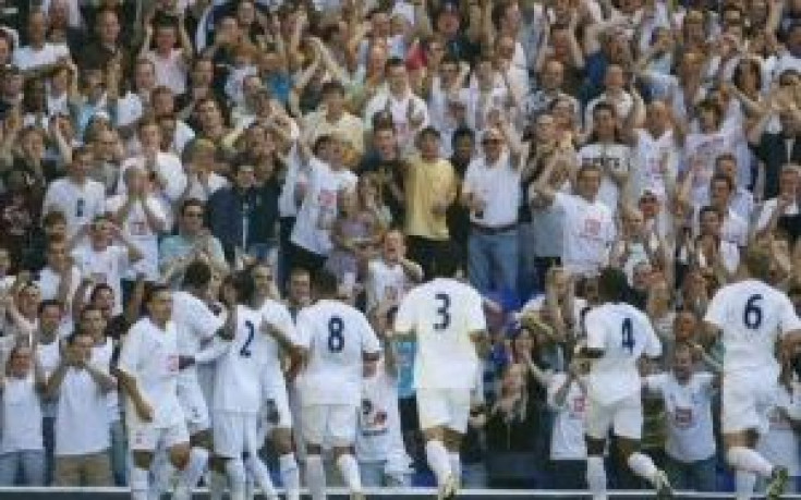 Тотнъм изплаща печалби, предвиждат продажба на клуба