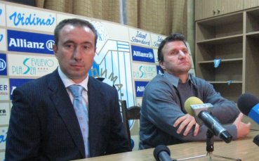 Стоилов: Нямам проблеми с Елин Топузаков и Йовов