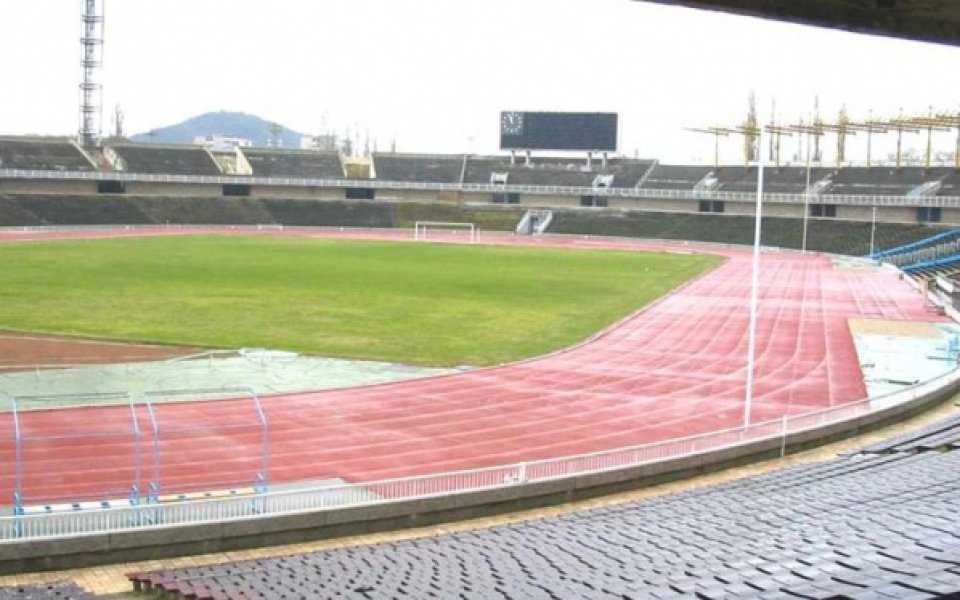 Бивш атлет се намеси в концесията за стадион Пловдив
