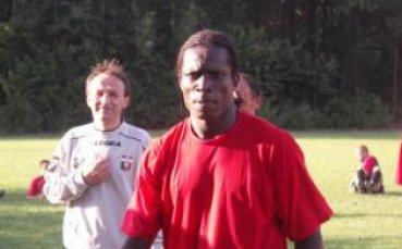 Ганаец отпадна от групата на Локо Пд