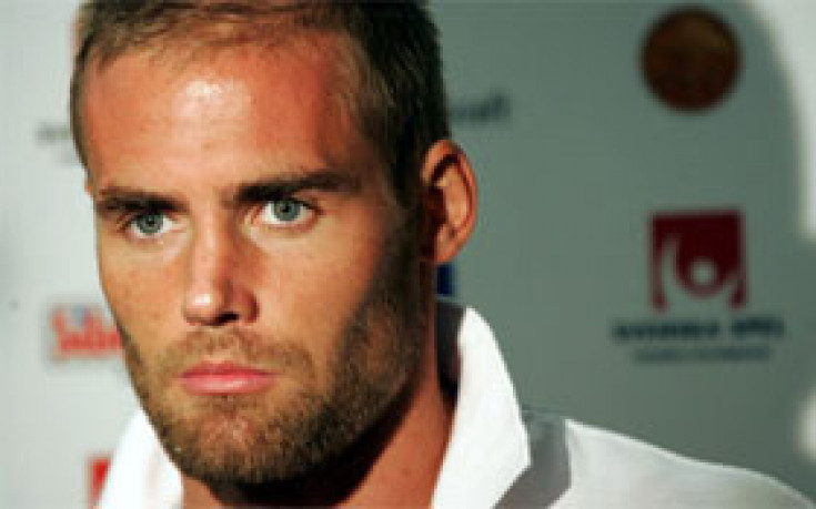 Олоф Мелберг няма да ходи в Ювентус