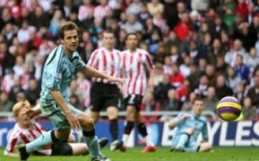 Боево реми в северното дерби на Англия