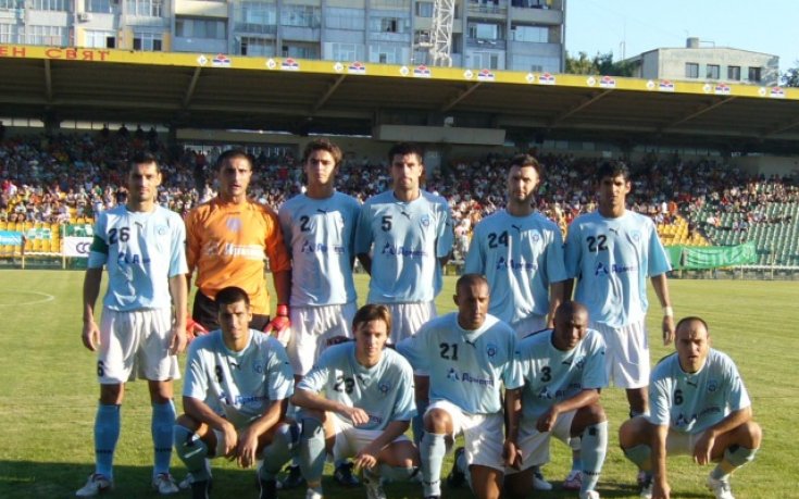 Футболистите на Черно море пътували 13 часа