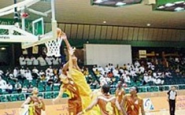 Лодърдейл ще играе в Емирствата