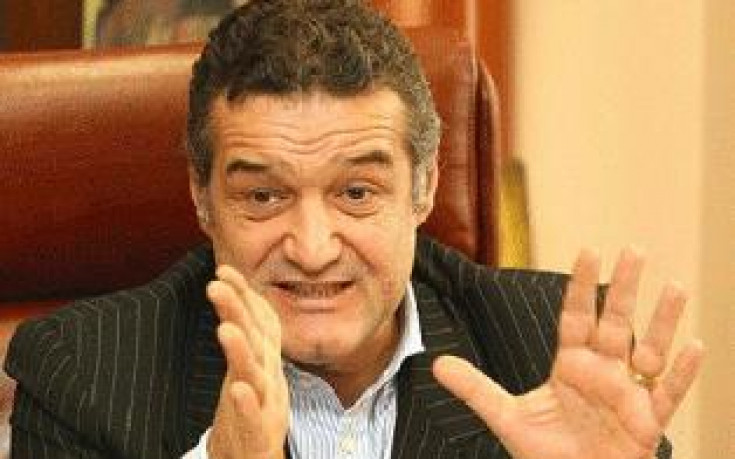 Пастирът Бекали ще отглежда играчите на Стяуа като овце