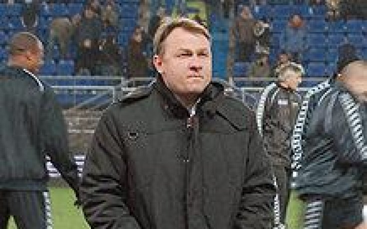 Сошо увлони треньора си