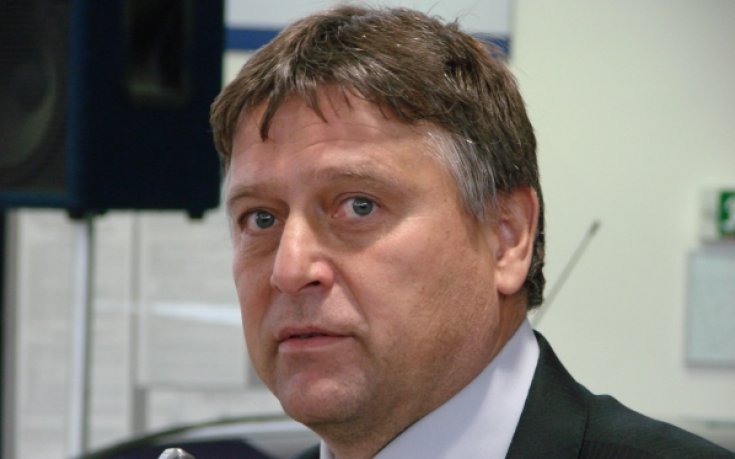 Пламен Николов