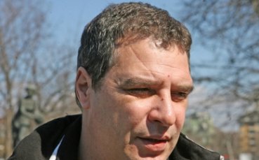 Амкар преговаря със Сашо Станков