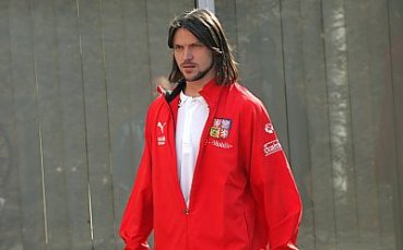 Уйфалуши отказа на Ливърпул, остава във Фиорентина