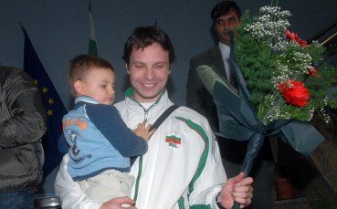 Жеков не мисли за бъдещето, остава в Гърция