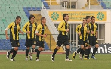 Ботев загуби последната си контрола в Хърватия