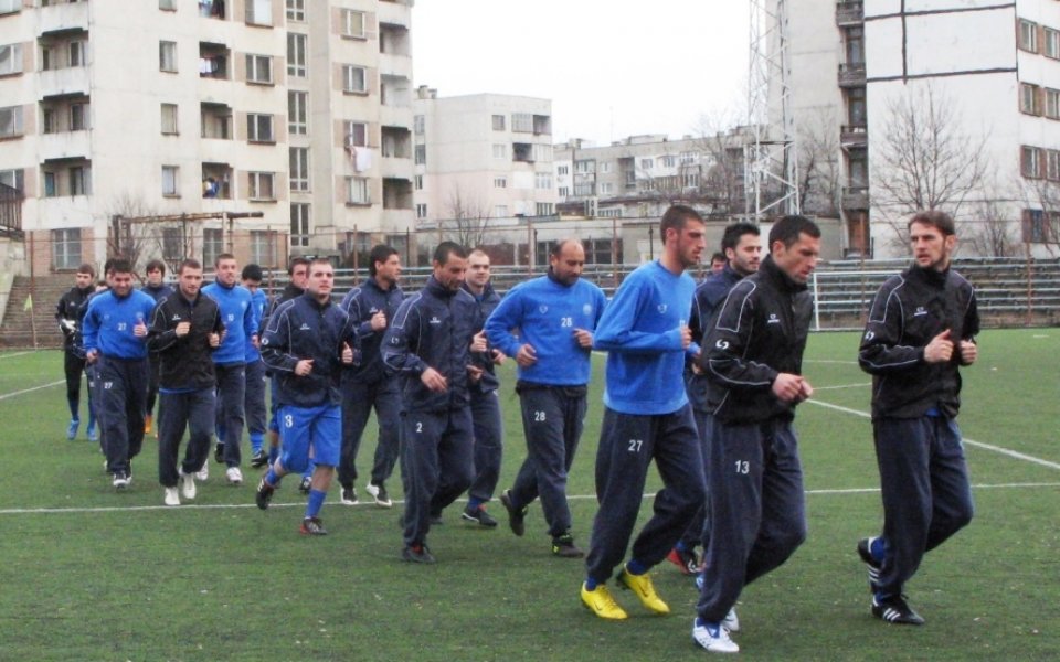 Отборът на Черноморец тренира на Герена