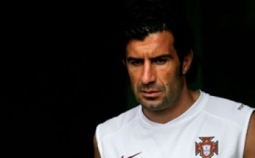 Фиго не протестира, че бе сменен срещу Рома