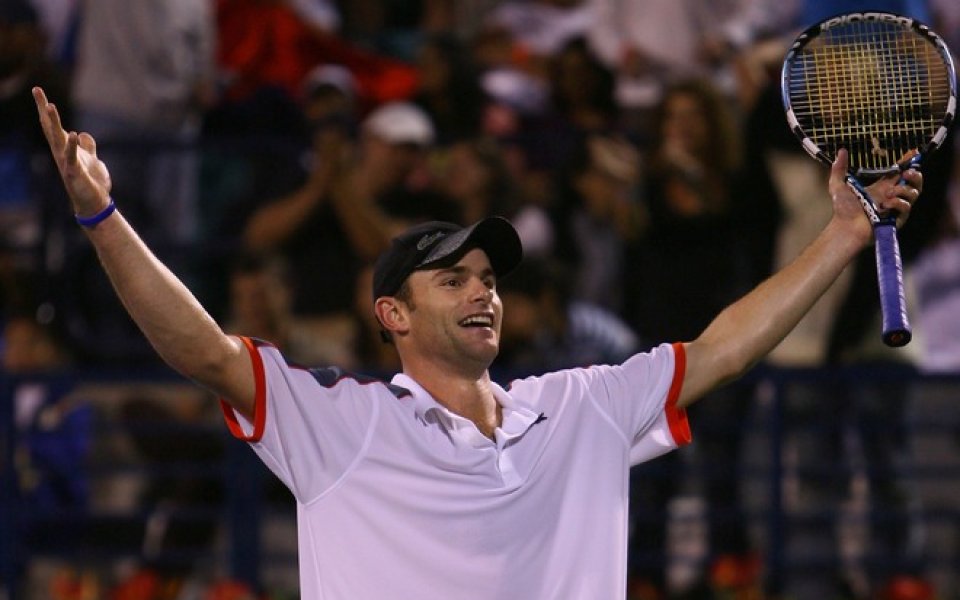 Родик срещу Лопес на финал в Дубай