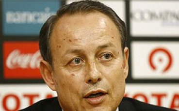 Новият бос на Валенсия иска победи срещу Севиля и Барса