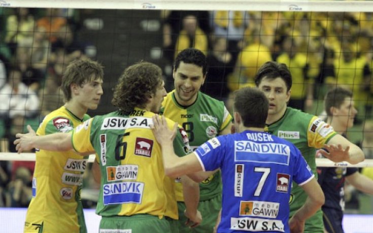 Иванови спряха Курек