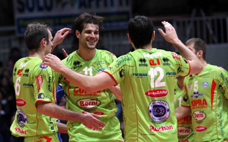 След три месеца без загуба, Владо и Матей бяха надиграни от Венци и Христо