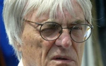 Екълстоун се дистанцира от скандала с Моузли