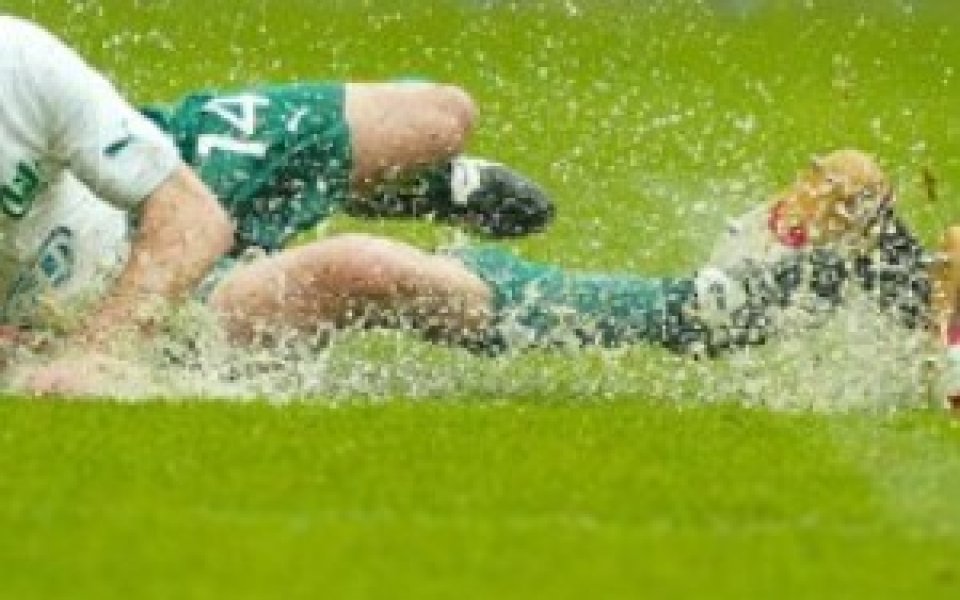 Наводнен терен спря мача на Нюрнберг и Волфсбург