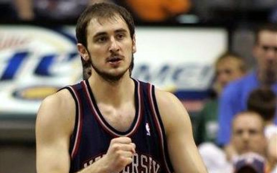 НБА звезда подсилва Сърбия за двубоите срещу България