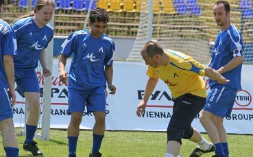 Дойде първата оферта към Стоилов