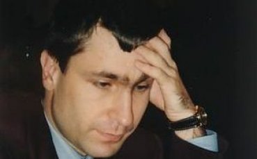 Иванчук само с 1/2 точка преднина от Топалов след реми