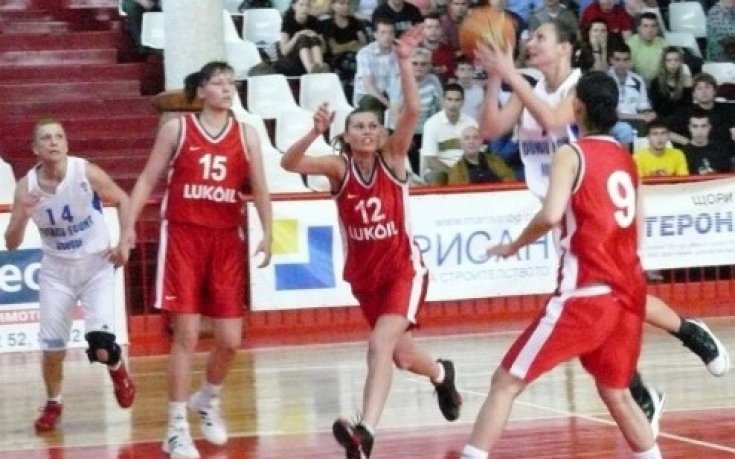 Дунав победи Лукойл с феноменална разлика