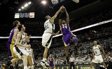 ЛА Лейкърс помириса финала в НБА