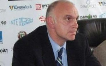 Държавното баскет-първенство разделено на Изток и Запад