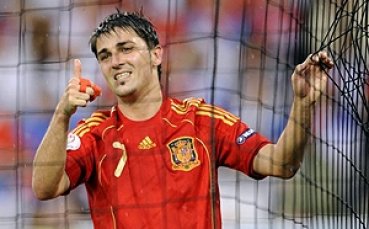 Рефер разсърди голмайстора Давид Вия