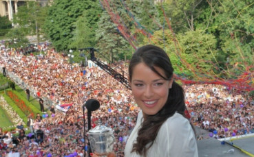 Новата кралица Ана