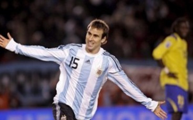 Аржентина се излага срещу Еквадор у дома