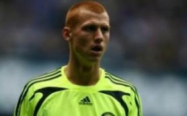 Сидуел премина от Челси във Вила