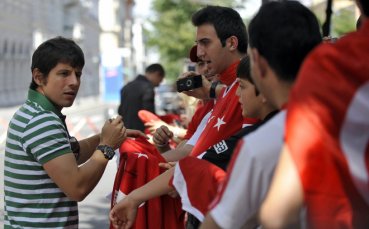 И Емре отпадна от състава на Турция