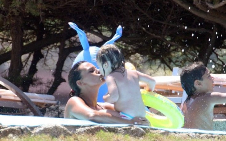 Половинката на Кристиано Роналдо отново се разнежи