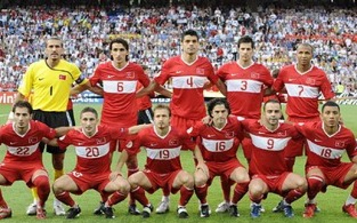 Всеки турски национал с по 450 000 евро утешителна премия