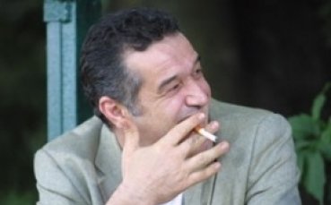 УЕФА допусна Стяуа до участие в Шампионската лига