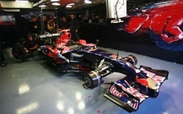 Фетел сменя Култард в Ред Бул?