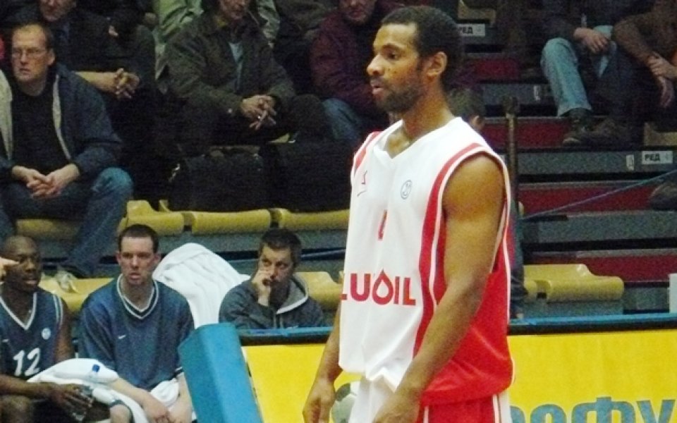 Баскетболист на ЛукОйл премина в Жалгирис