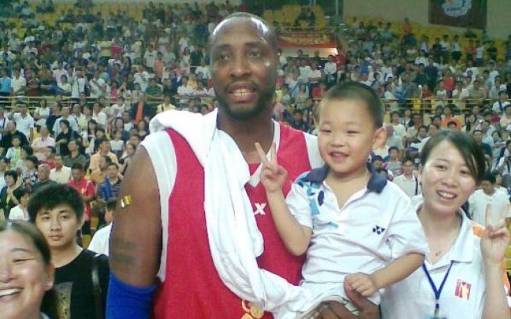 Пи Ел преподписа в Китай, може да дойде през август