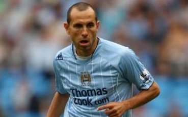 Мартин Петров игра 65 минути за Сити, Божинов хич